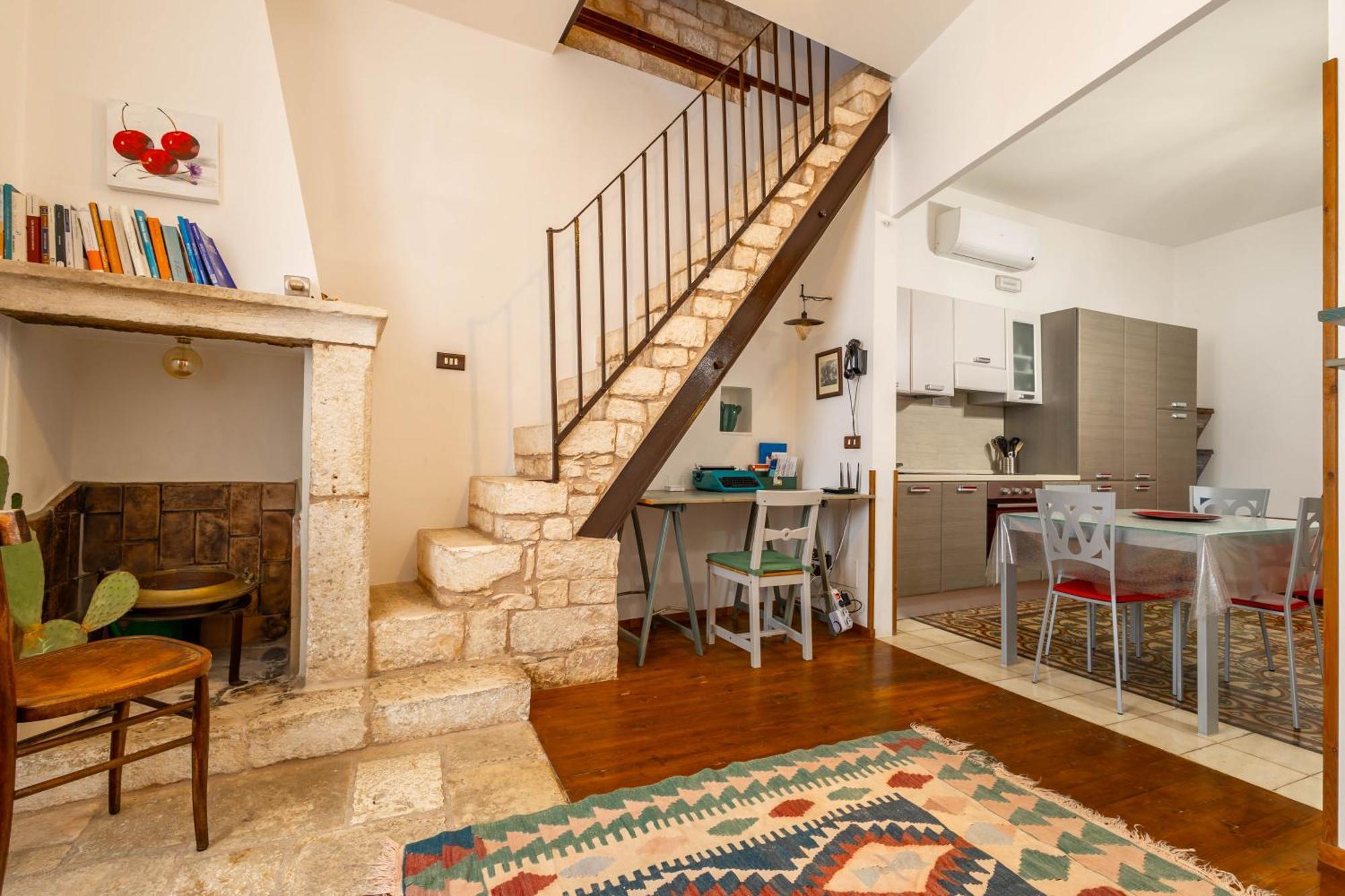 Antiche Mura Apartments "Nel Cuore Della Puglia"Bivani, Cucina, Terrazzo Turi Eksteriør bilde