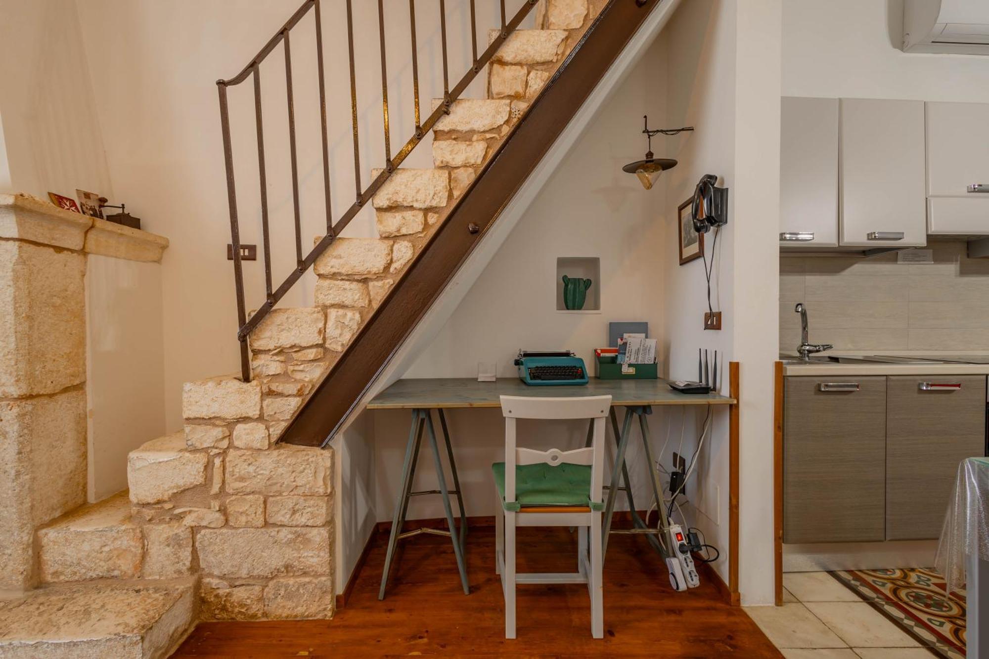 Antiche Mura Apartments "Nel Cuore Della Puglia"Bivani, Cucina, Terrazzo Turi Eksteriør bilde