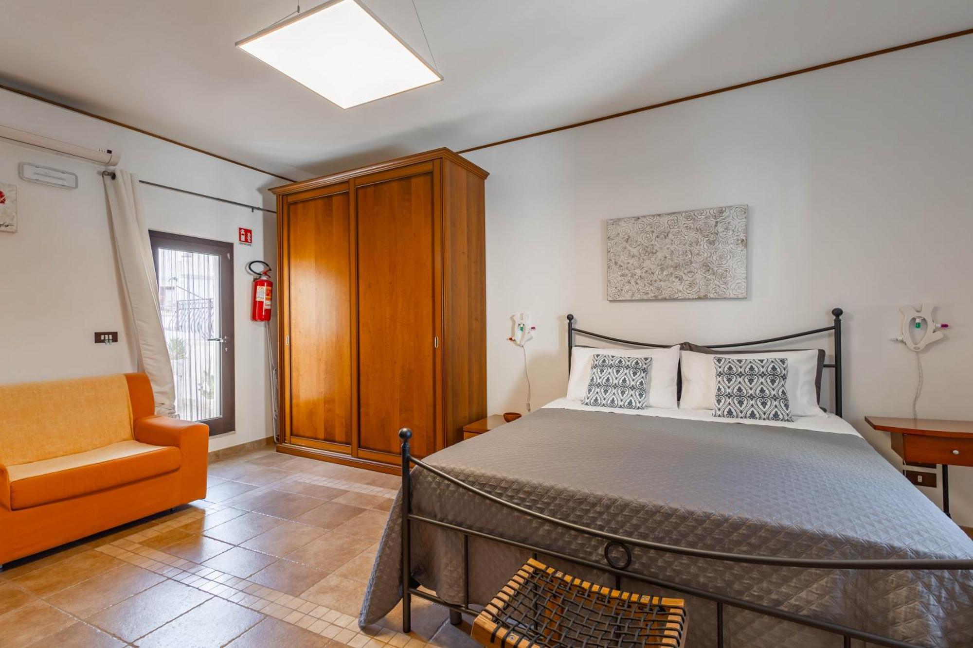 Antiche Mura Apartments "Nel Cuore Della Puglia"Bivani, Cucina, Terrazzo Turi Eksteriør bilde